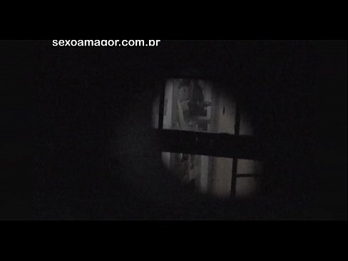 ❤️ Blondie bliver hemmeligt videooptaget af en voyeur fra nabolaget gemt bag hule mursten ️❌ Porno fb at da.bassaniluigi.ru ❌❤